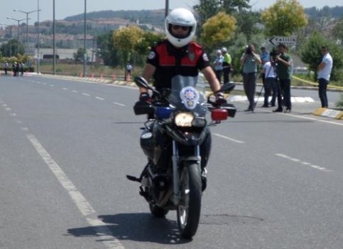 Motosikletli Polis Timleri Sertifikalarını Aldı